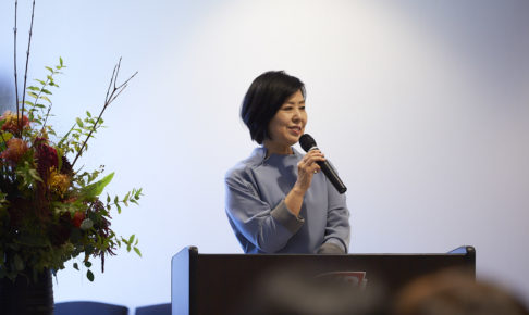 森田由美子講演中01